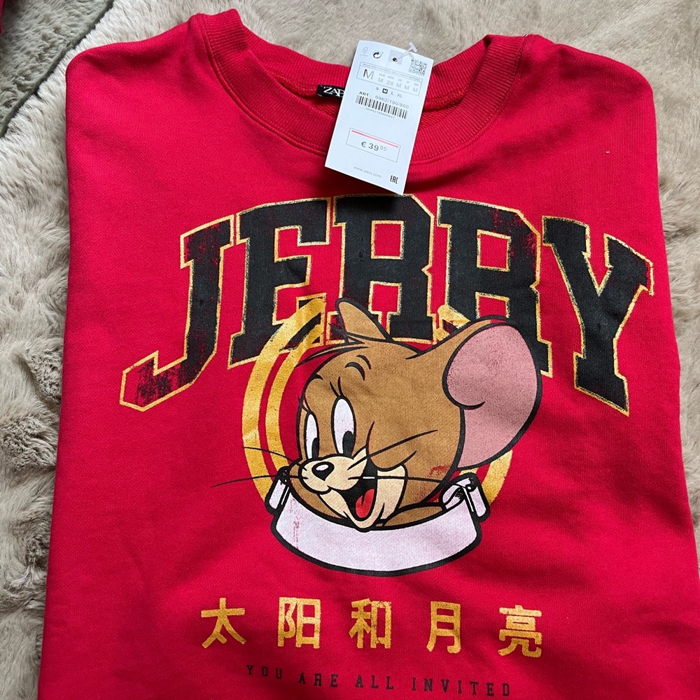 ｛Zara X Tom&Jerry｝ Crewneck Red Size M Pullover Oversize - Picture 8 of 8